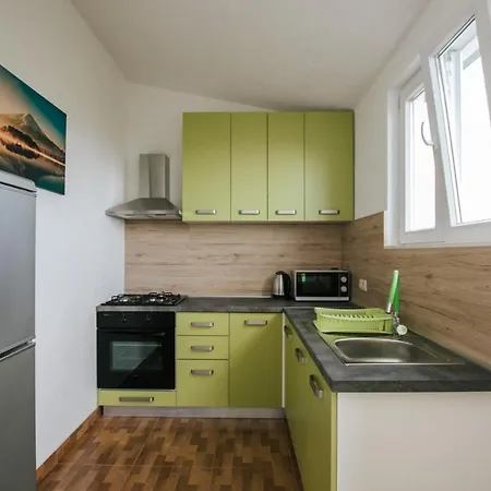 Apartment Tomislav *